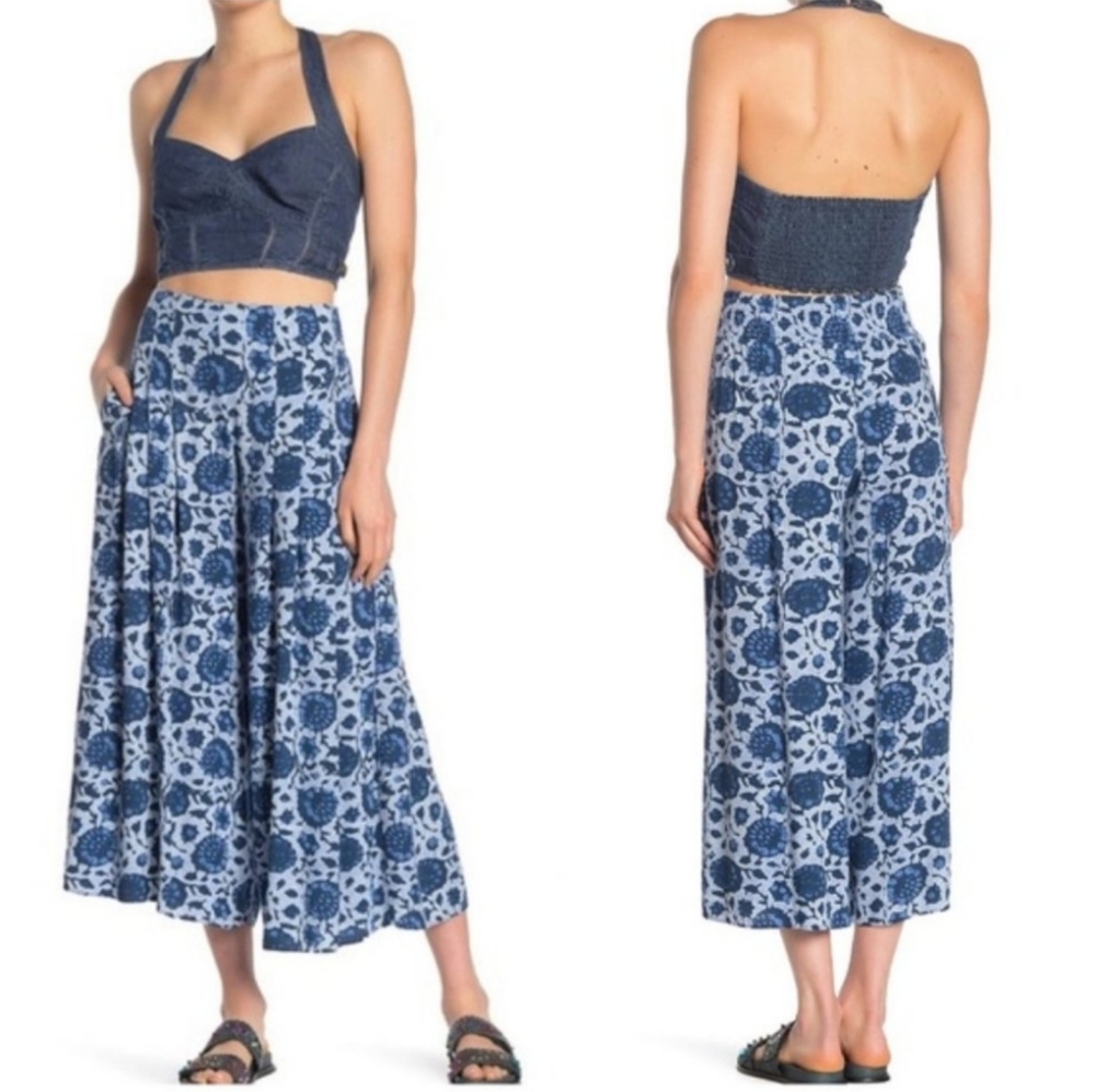 Free People Lady Lady Blue Printed Wide Leg Cropped Smocked Pants Womens Size XS - Picture 4 of 13